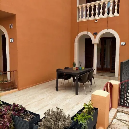 Apartment En Cala Manzanera